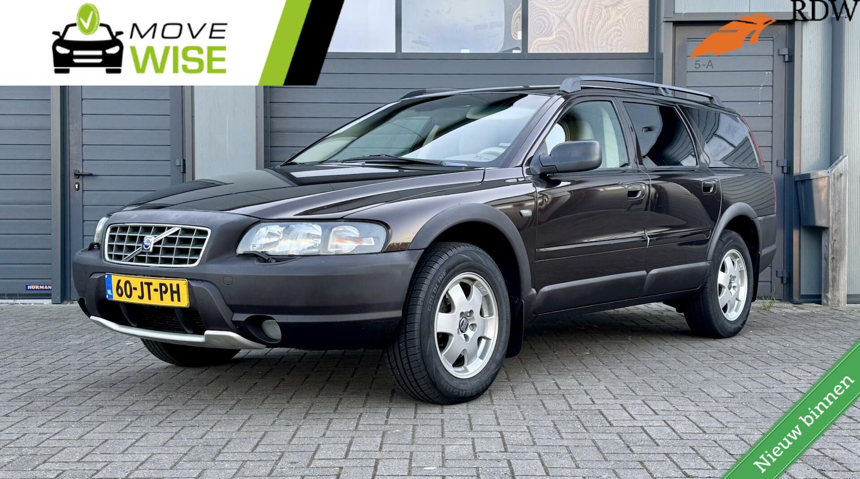 Volvo V70 Cross Country - ( XC70 ) 2.4 T 5 Cil. 200 pk AWD | 5 Cilinder | ZEER NETTE STAAT | AUTOMAAT | 100 % RIJKLA - AutoWereld.nl