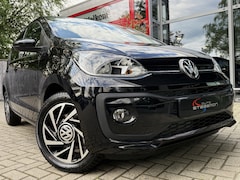 Volkswagen Up! - 1.0 * HIGH UP * NAVI/ LMV/ STOELVERWARMING/ PRVACY GLAS