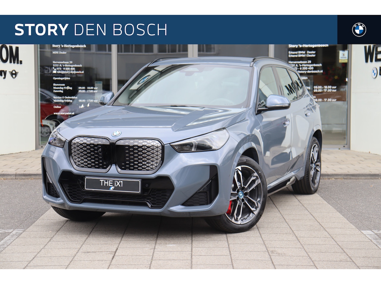 BMW iX1 - eDrive20 M Sport / Sportstoelen / Adaptieve LED / M Adaptief onderstel / Comfort Access / - AutoWereld.nl