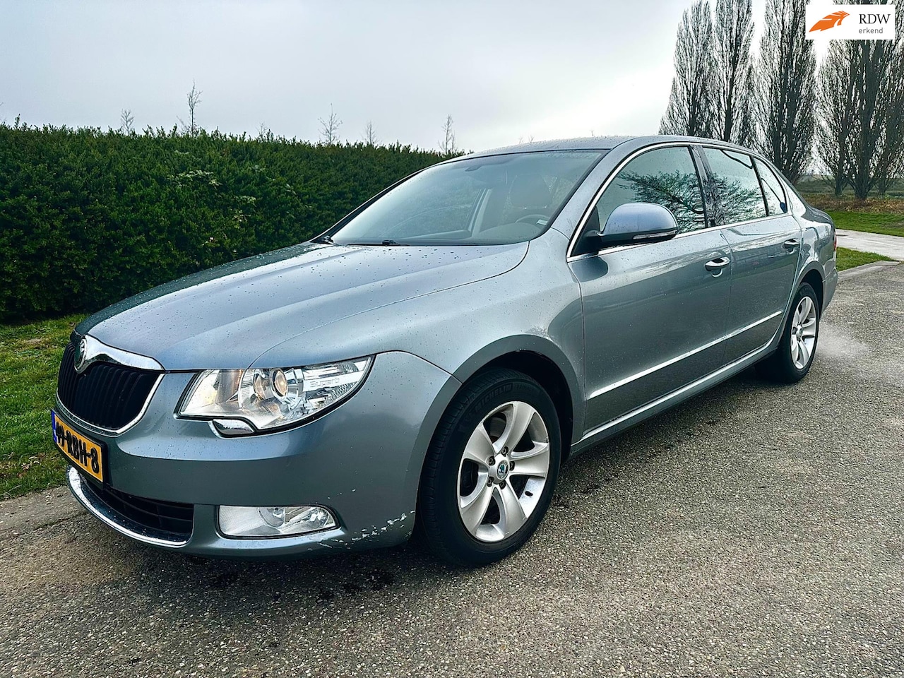 Skoda Superb - 1.8 TSI Ambition 1.8 TSI Ambition, 1e eigenaar, Afn.trekhaak, Clima, NW APK. - AutoWereld.nl
