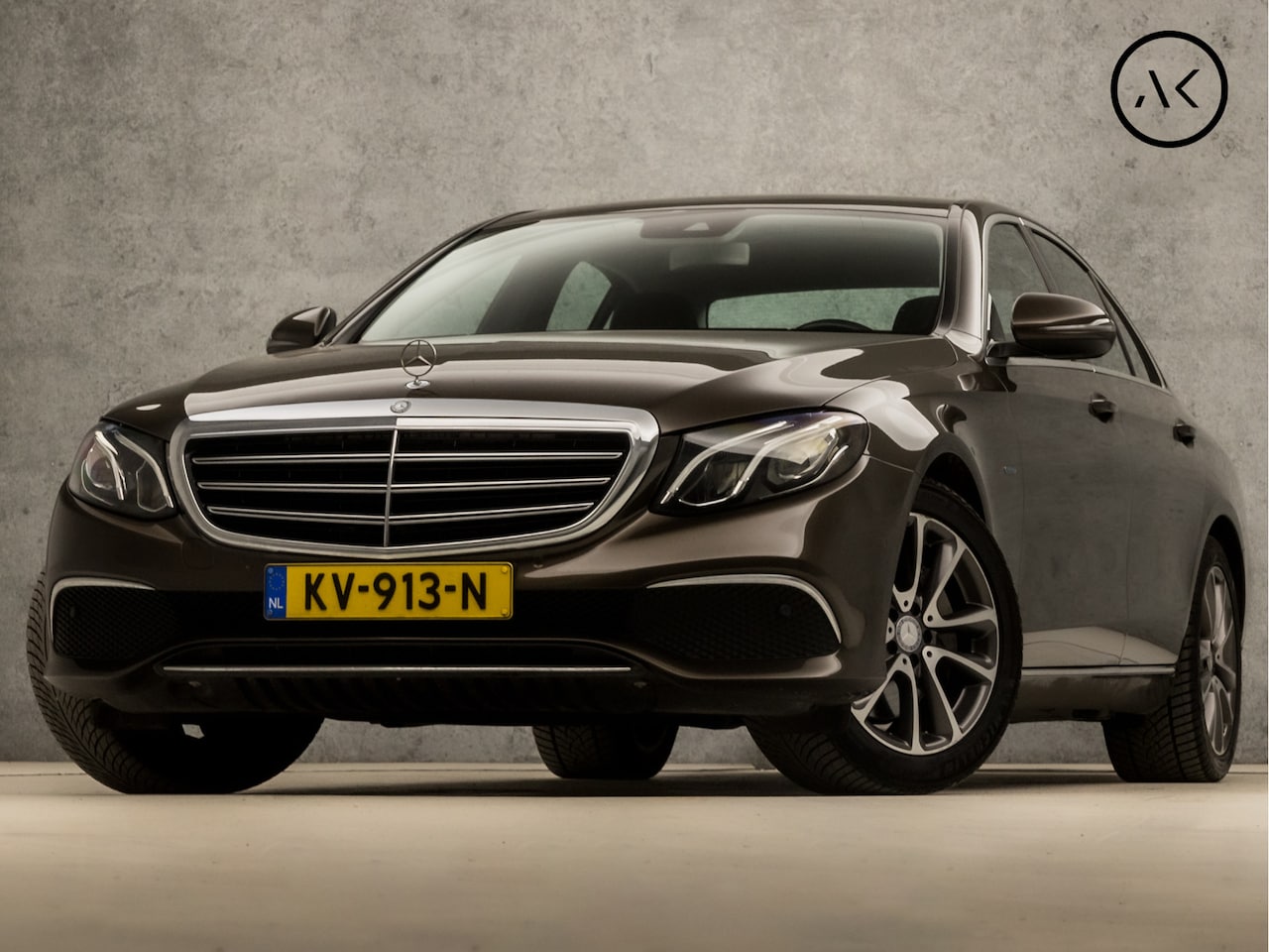 Mercedes-Benz E-klasse - 350 e Lease Edition 286Pk Automaat (APPLE CARPLAY, GROOT NAVI, LUCHTVERING, MEMORY SEATS, - AutoWereld.nl