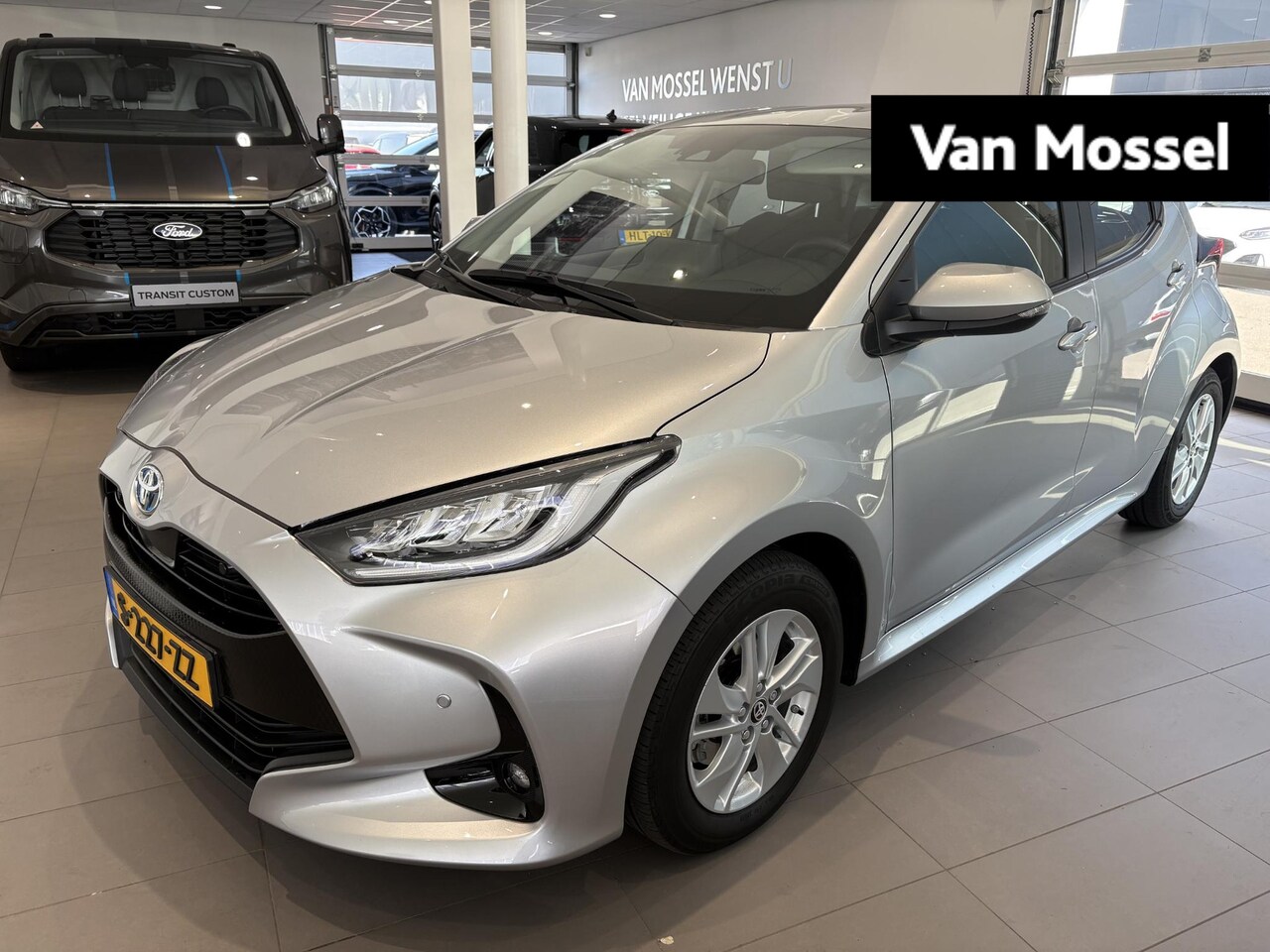 Toyota Yaris - 1.5 Hybrid Business Plus 1.5 Hybrid Business Plus - AutoWereld.nl