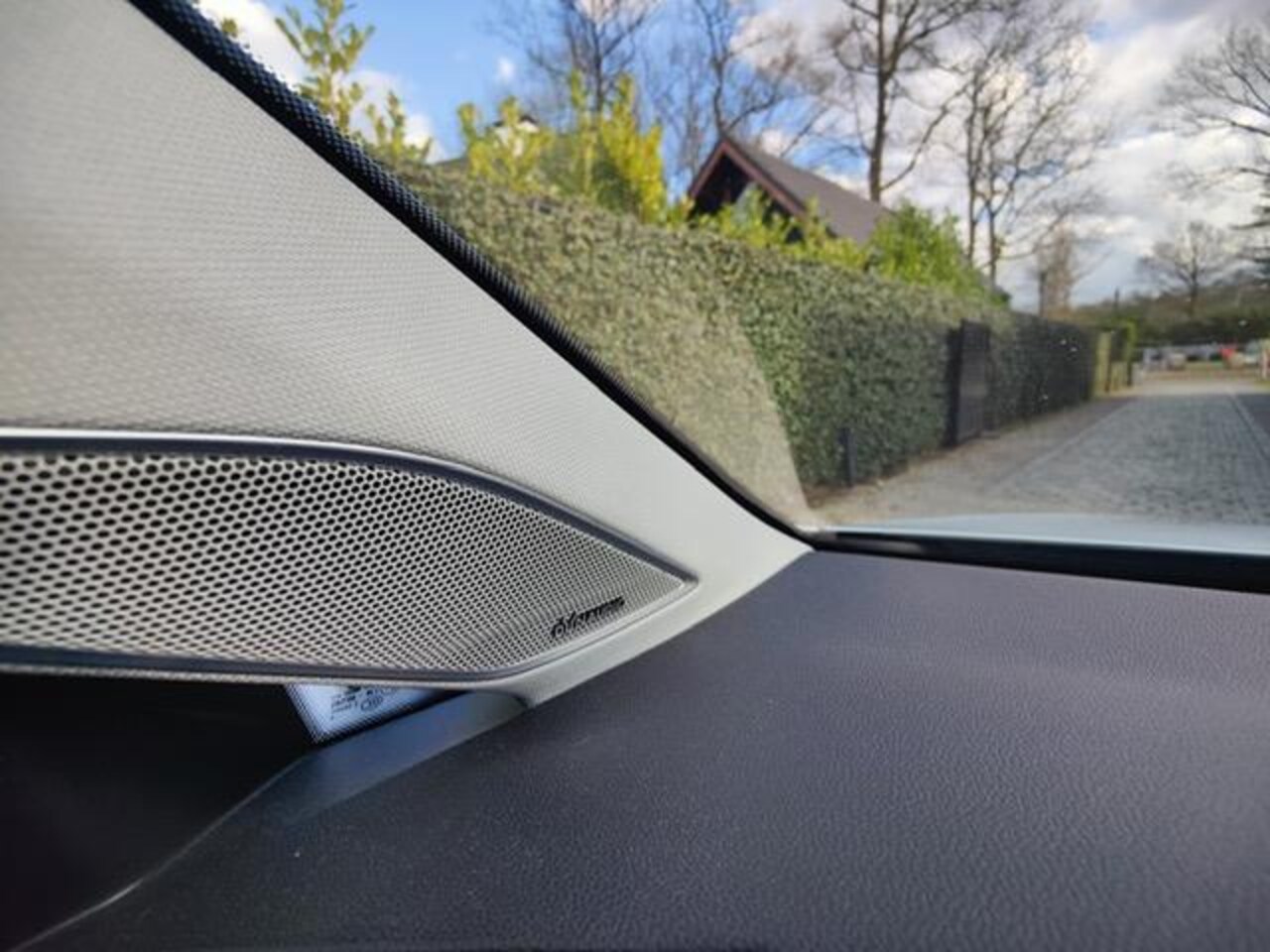 Volkswagen e-Golf - Mega dikke uitvoering! * warmtepomp + vitual cockpit + dynamic audio / HK* - AutoWereld.nl