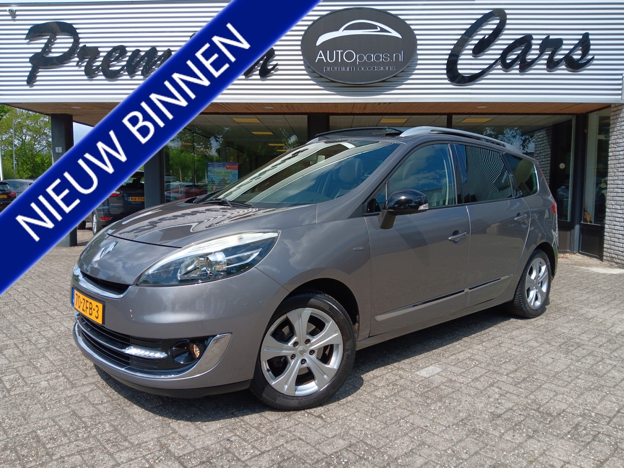 Renault Grand Scénic - 1.2 TCe Bose 7p. PANO|TREKHAAK|NAV|7zits|Nette auto - AutoWereld.nl