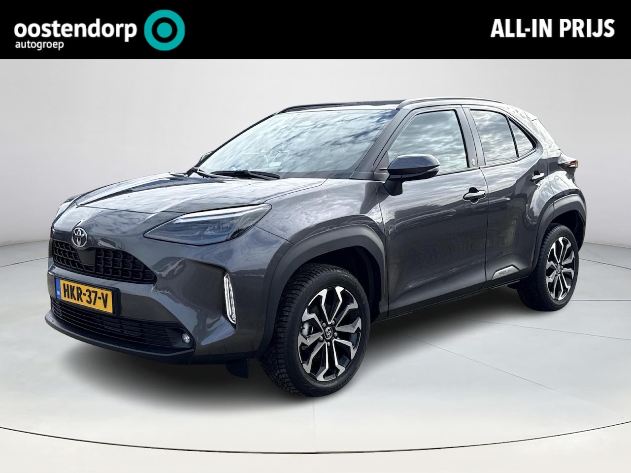 Toyota Yaris Cross - 1.5 Hybrid 115 First Edition **STOEL- EN STUURWIELVERWARMING/ KEYLESS/ 36 MAANDEN GARANTIE - AutoWereld.nl
