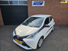 Toyota Aygo - 1.0 VVT-i x-now 2017 - Airco