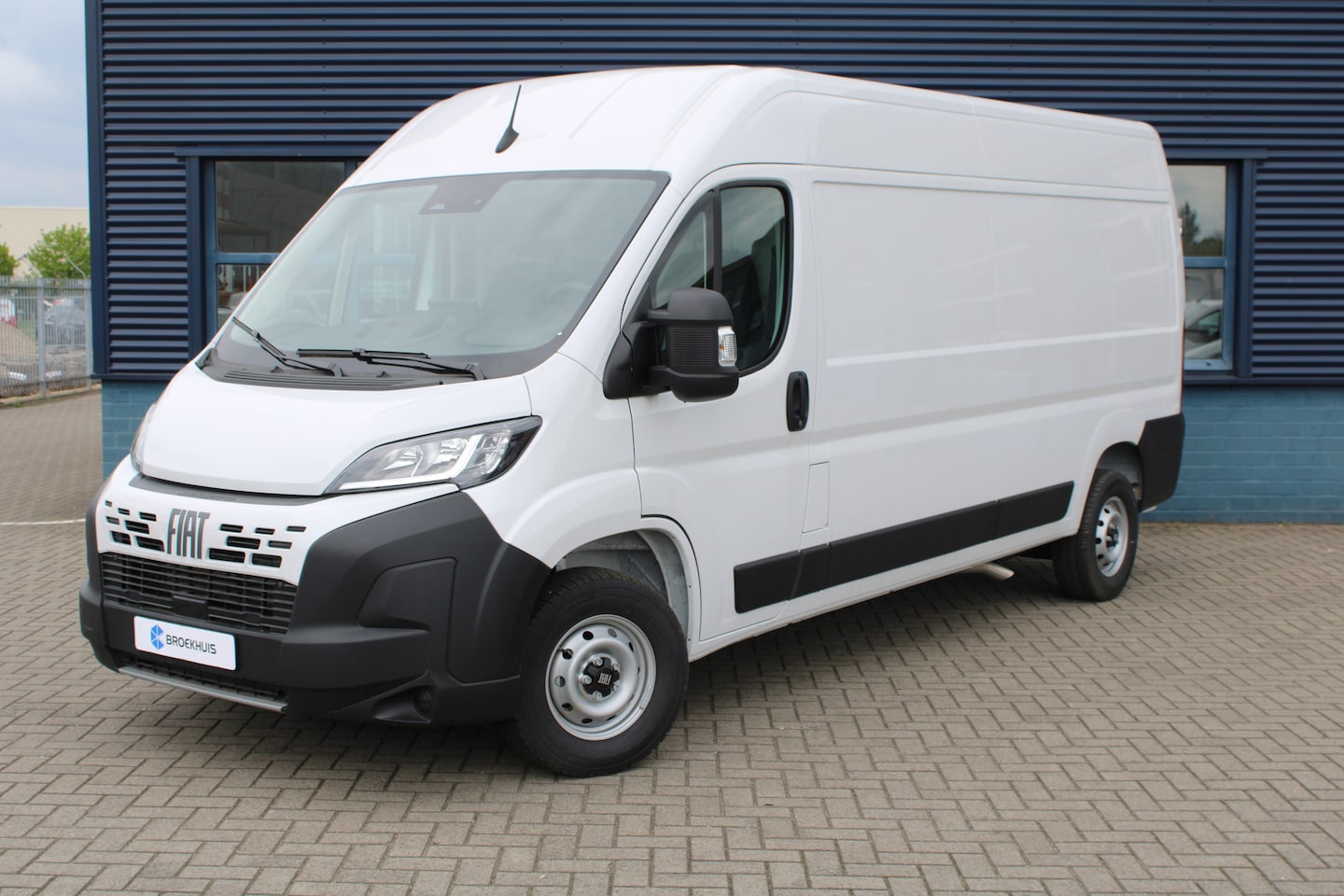 Fiat Ducato - 2.2 MultiJet 140 PK S&S L3H2 3.3t Prijs excl. BTW, BPM en kosten rijklaarmaken. Dit voertu - AutoWereld.nl