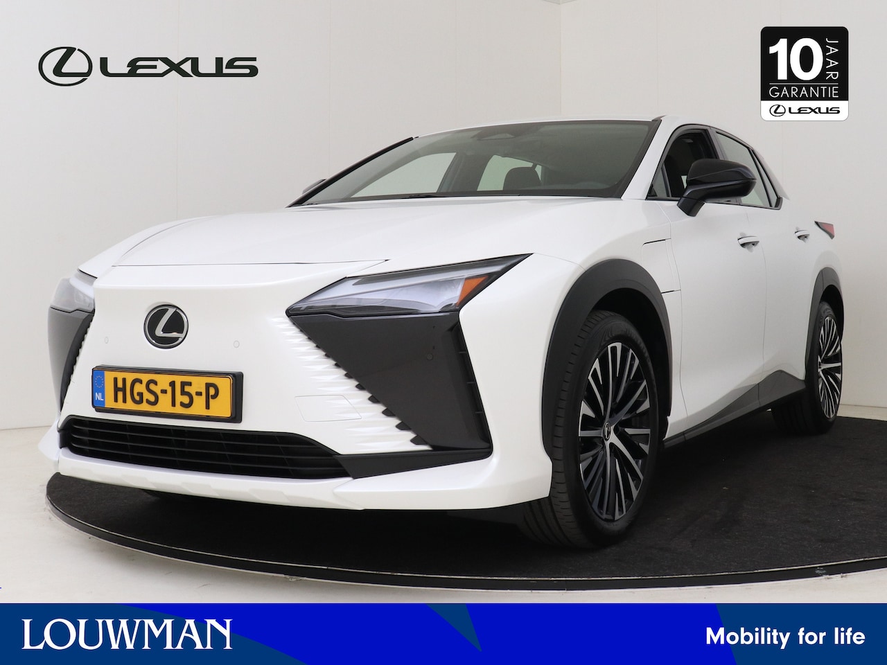 Lexus RZ - 450e Comfort Line 71 kWh | Stoelverwarming | 20" Velgen | Standkachel | - AutoWereld.nl