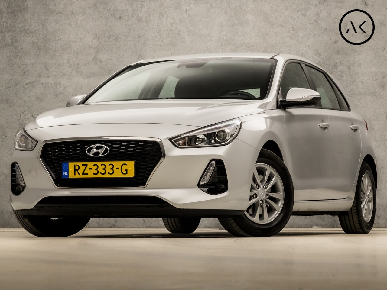 Hyundai i30 - 1.0 T-GDI Comfort (APPLE CARPLAY, NAVIGATIE, CAMERA, CLIMATE, TREKHAAK, SPORTSTOELEN, CRUI - AutoWereld.nl