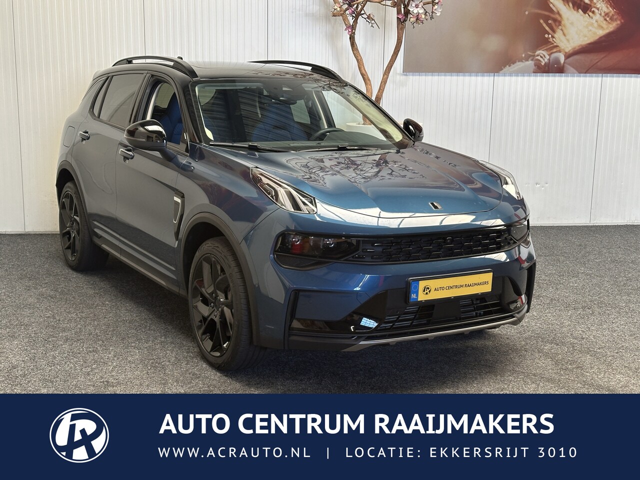 Lynk & Co 01 - 1.5 Black Line Premium 50 STUKS OP VOORRAAD ! VOL OPTIES ! 360 CAMERA ADAPTIVE CRUISE CONT - AutoWereld.nl