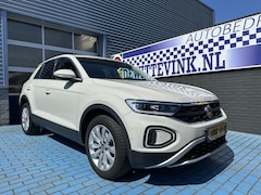 Volkswagen T-Roc - 1.5 TSI ADAP CRUISE STOEL+STUUR VERW. CAM LED