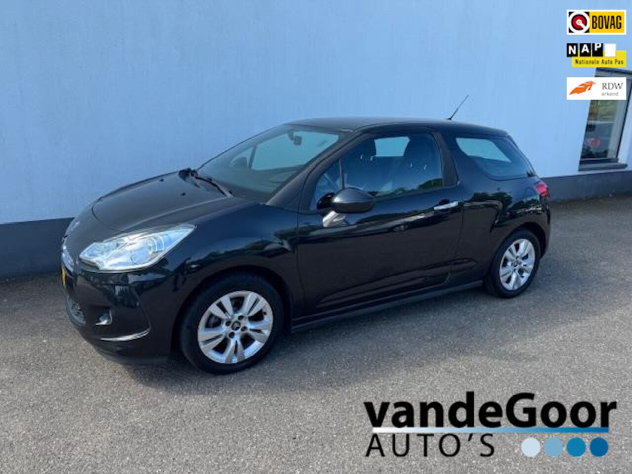 Citroën DS3 - 1.4 Chic 1.4 Chic, '11, airco, cruise controle, lm-velgen, nieuwe apk ! - AutoWereld.nl