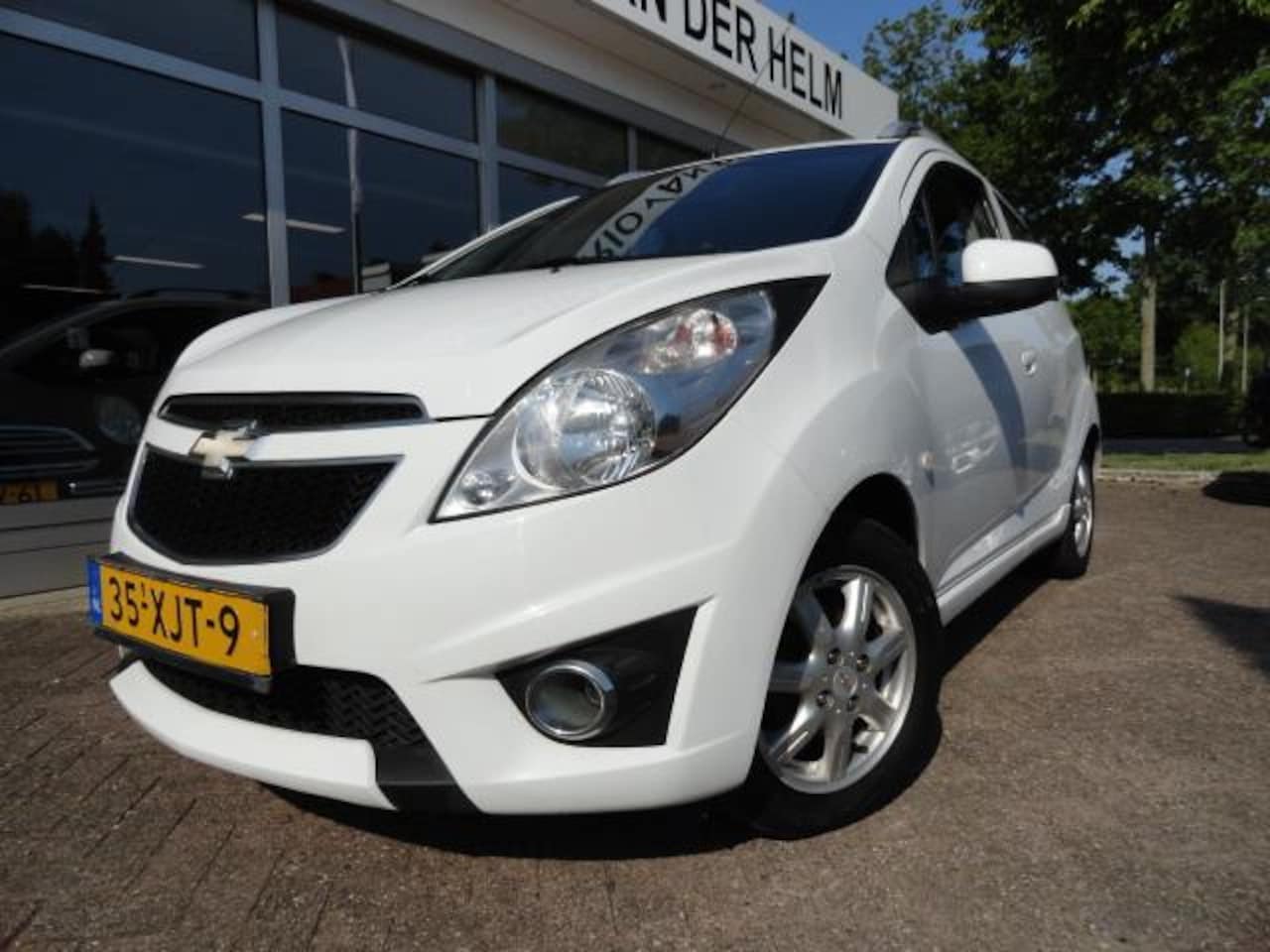Chevrolet Spark - 1.0 16V LT White Limited Edition Bi-Fuel - AutoWereld.nl
