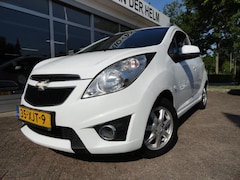 Chevrolet Spark - 1.0 16V LT White Limited Edition Bi-Fuel