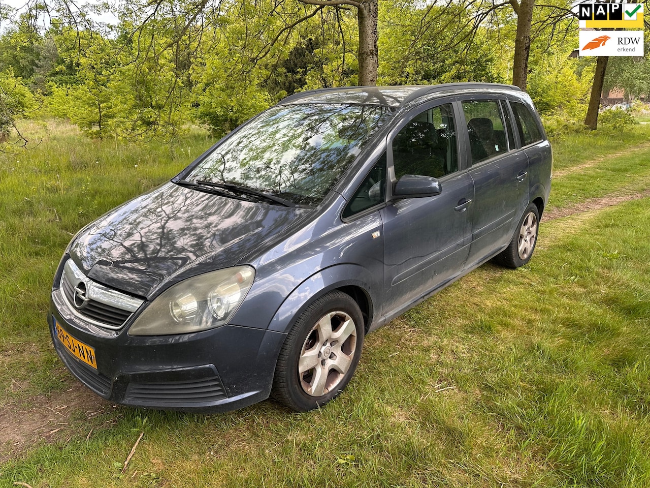 Opel Zafira - 1.6 Executive GEEN APK. - AutoWereld.nl
