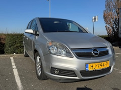 Opel Zafira - 2.2 Cosmo