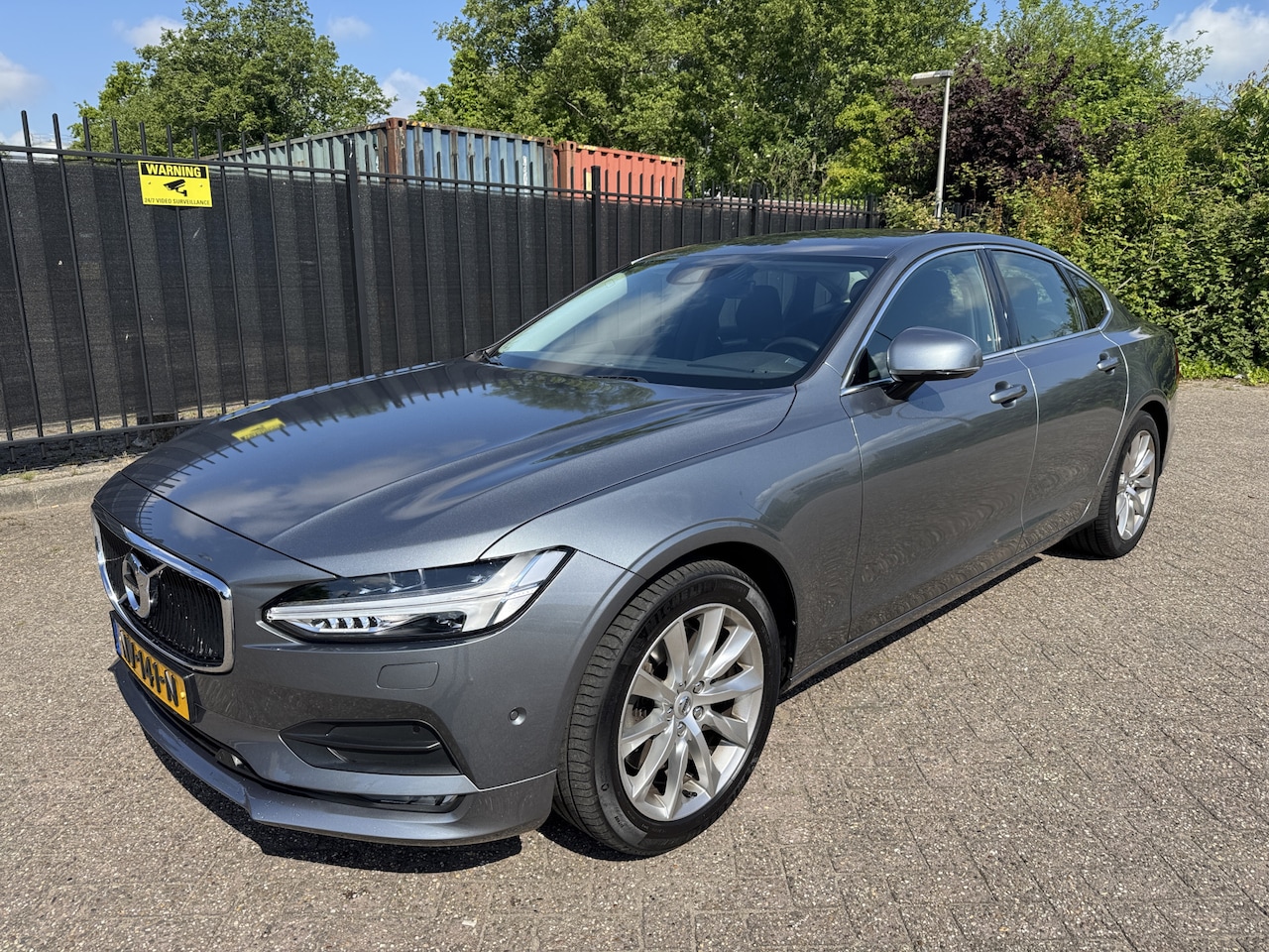 Volvo S90 - 2.0 T5 Autom/Tiptr Momentum Carplay/Navi/Leer/Stoelverw - AutoWereld.nl