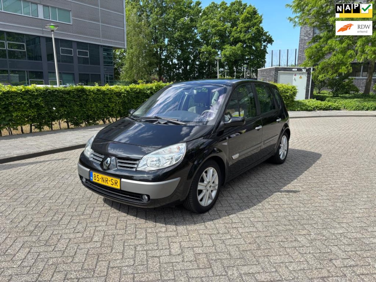 Renault Scénic - 2.0-16V Dynamique Luxe 2.0-16V Dynamique Luxe - AutoWereld.nl