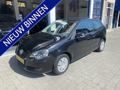Volkswagen Polo - 1.4-16V Optive AIRCO/DISTRIBUTIE VERN