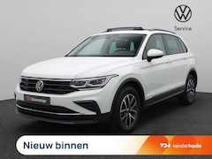 Volkswagen Tiguan - 1.4 TSI Life Business eHybrid 245PK DSG Full led, trekhaak, adaptive cruise, stuur-stoelve