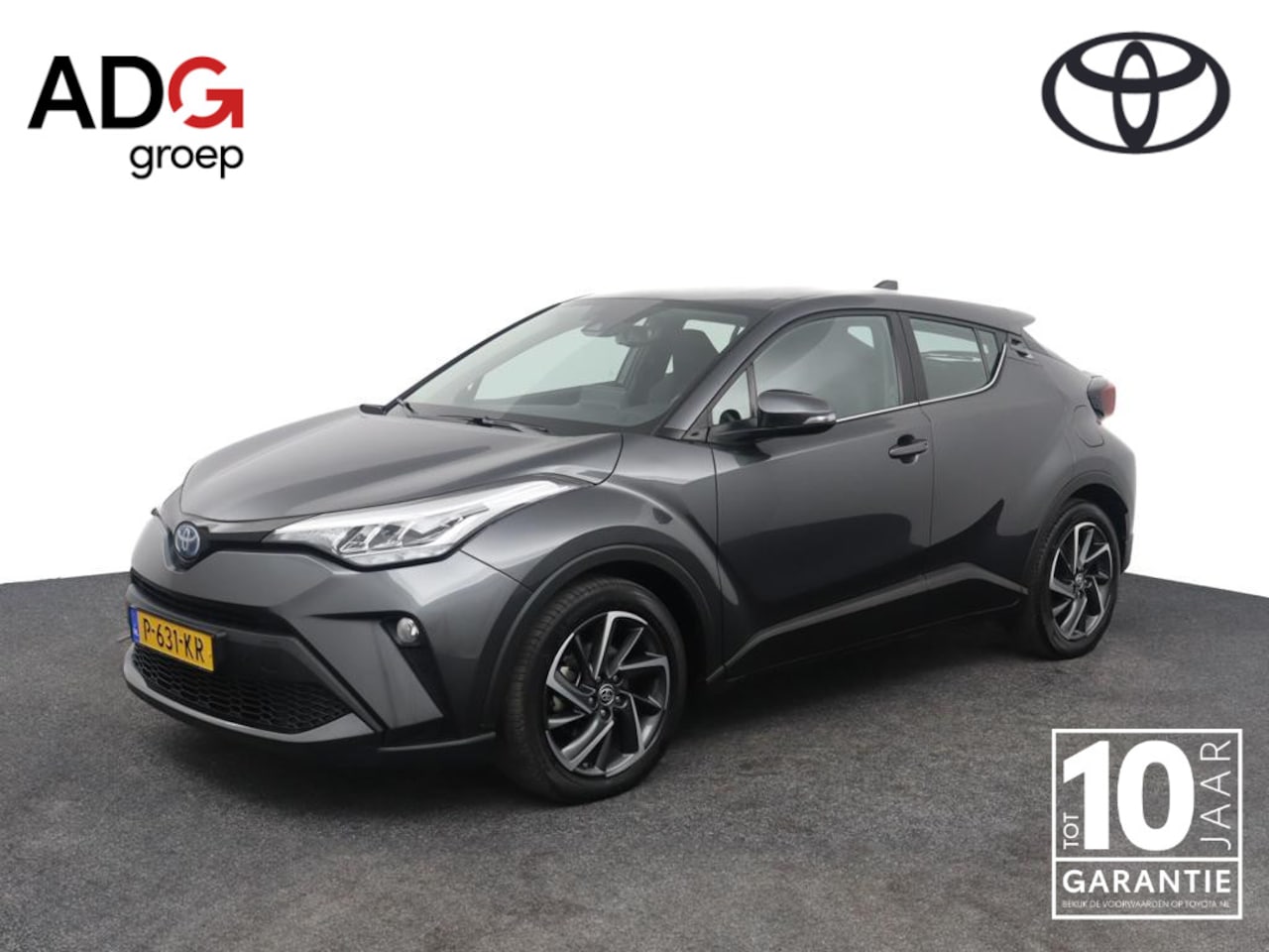 Toyota C-HR - 2.0 Hybrid Dynamic | Navigatie | Perkeersensoren | Leder-stof bekleding | - AutoWereld.nl