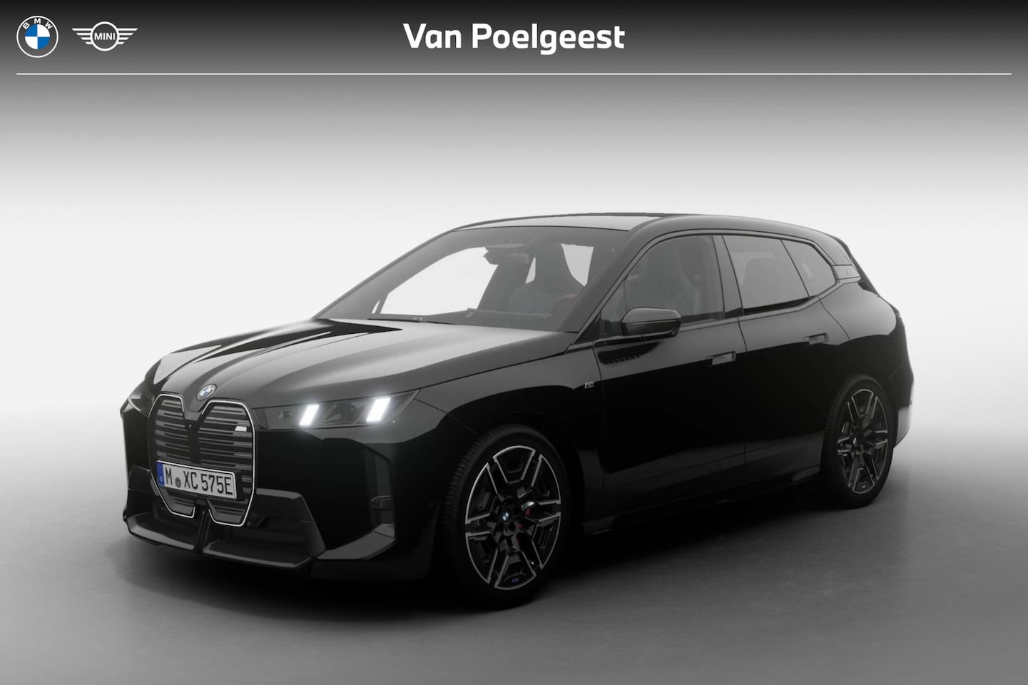 BMW iX - xDrive M70 | Comfort Pack | Innovation Pack | Glazen Panoramadak Sky Lounge - AutoWereld.nl