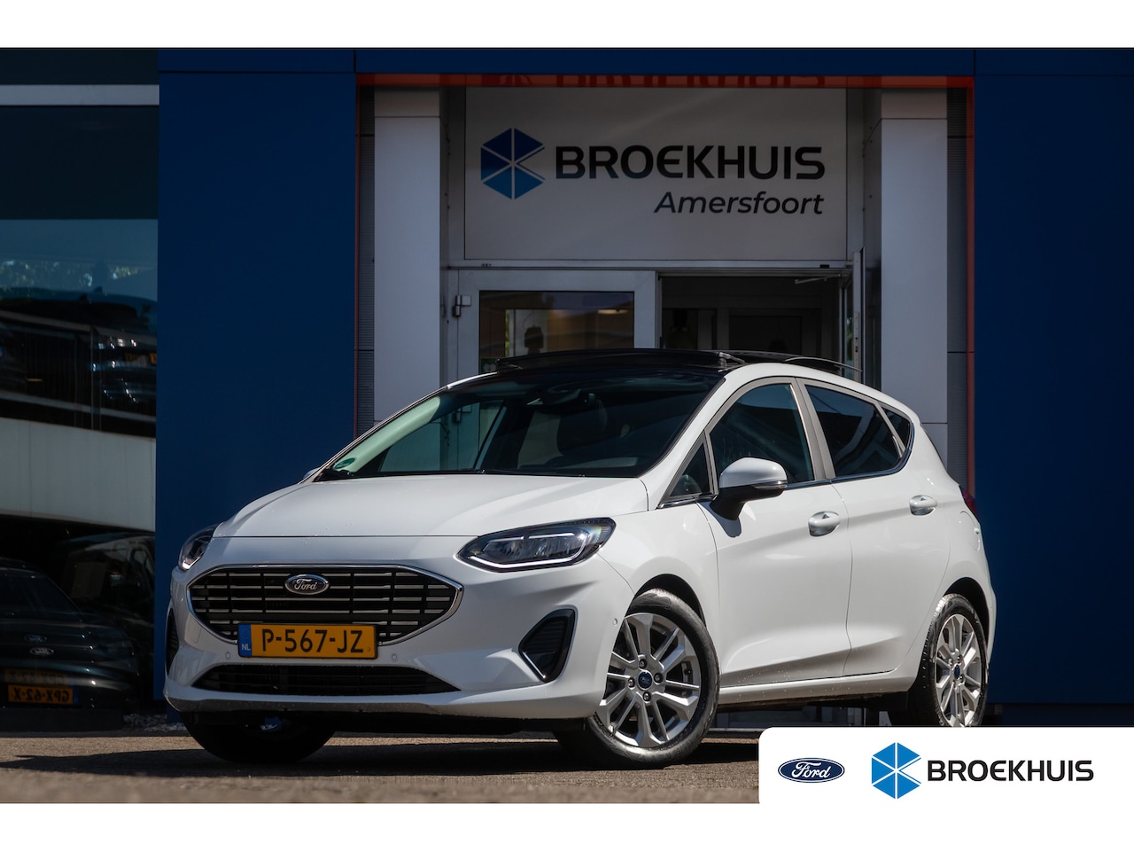 Ford Fiesta - 1.0 EcoBoost Titanium | Achteruitrijcamera | Elektrisch glazen panorama-dak - AutoWereld.nl