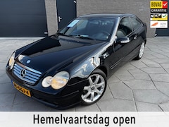 Mercedes-Benz C-klasse Sportcoupé - 200 K. climate control| 17 Inch 7spaaks lm Vlg| Cruise-Control