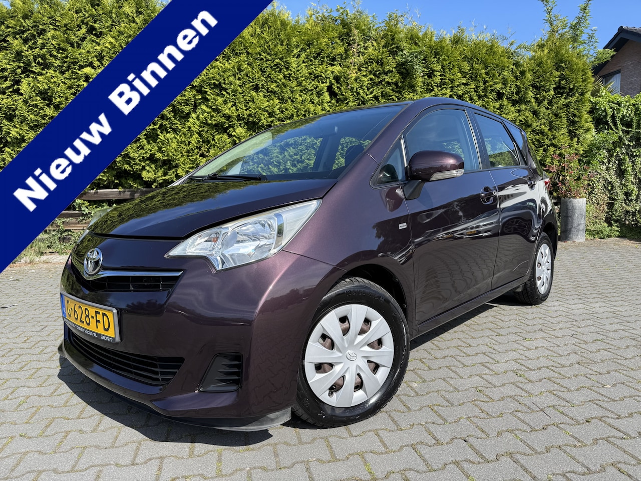 Toyota Verso S - 1.3 VVT-i Aspiration Automaat, AllSeason, Camera, Stoelverw. - AutoWereld.nl