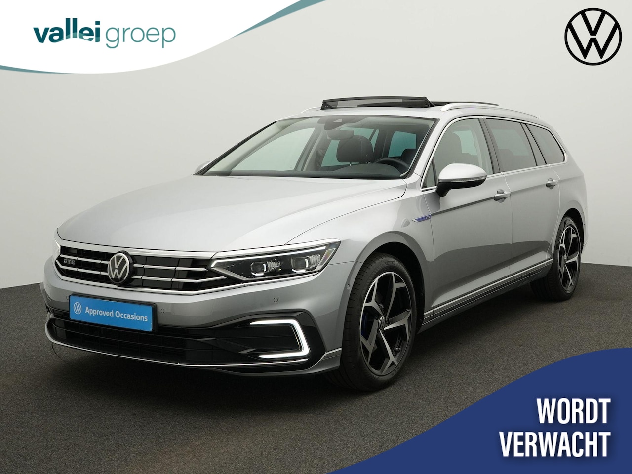 Volkswagen Passat Variant - 1.4 TSI 218 pk DSG PHEV GTE Business | Panoramadak | Trekhaak | Navigatie Discover Pro | G - AutoWereld.nl