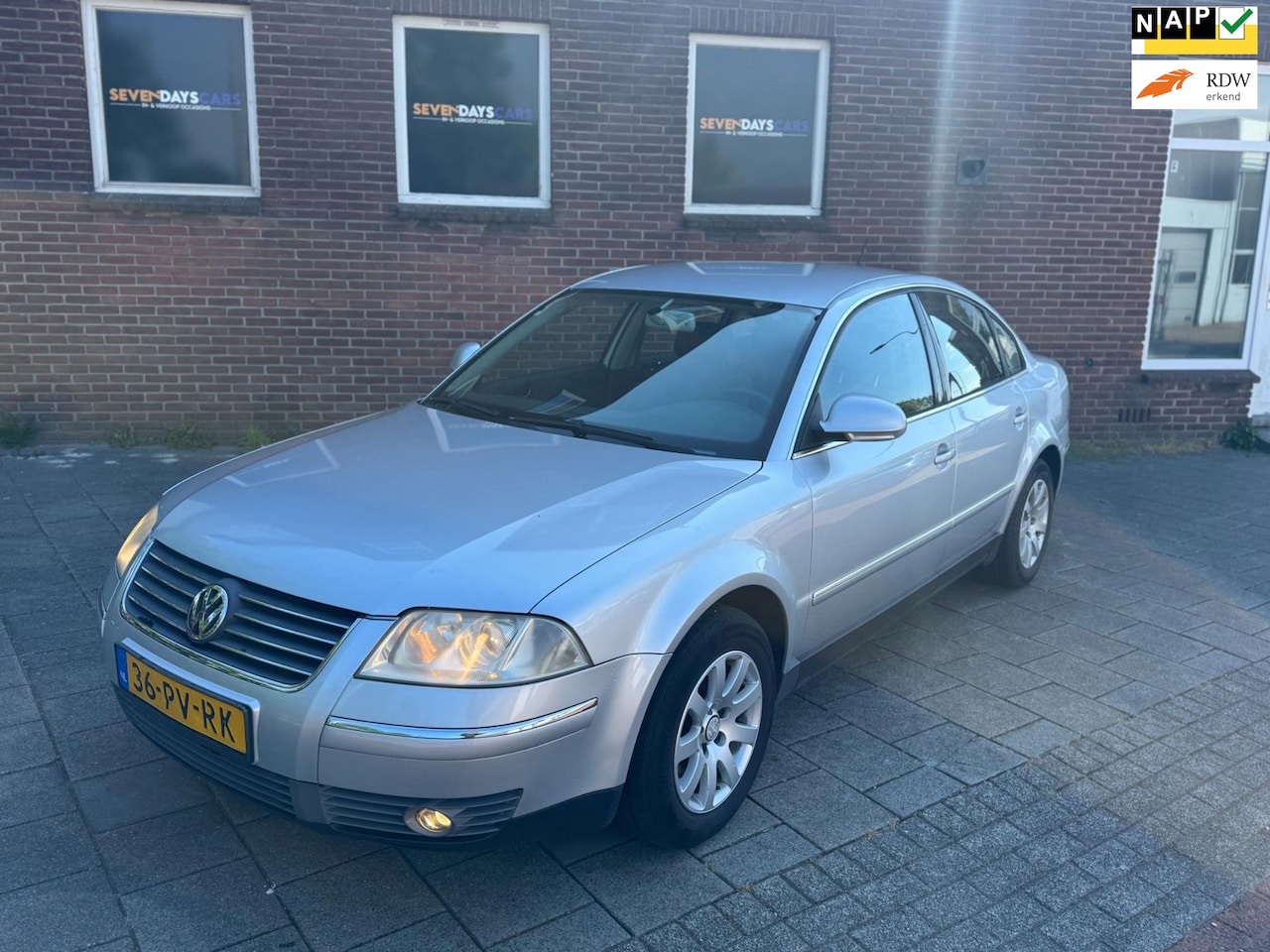 Volkswagen Passat - 2.0-20V Turijn 2.0-20V Turijn - AutoWereld.nl