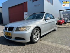 BMW 3-serie - 318i Business Line