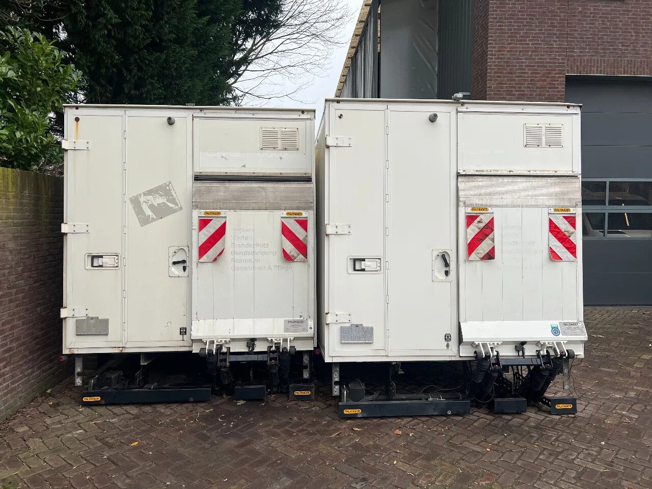 Mercedes-Benz Sprinter - 8X Meubelbak met laadklep 750 kg BJ. 2019 / 2020 - AutoWereld.nl