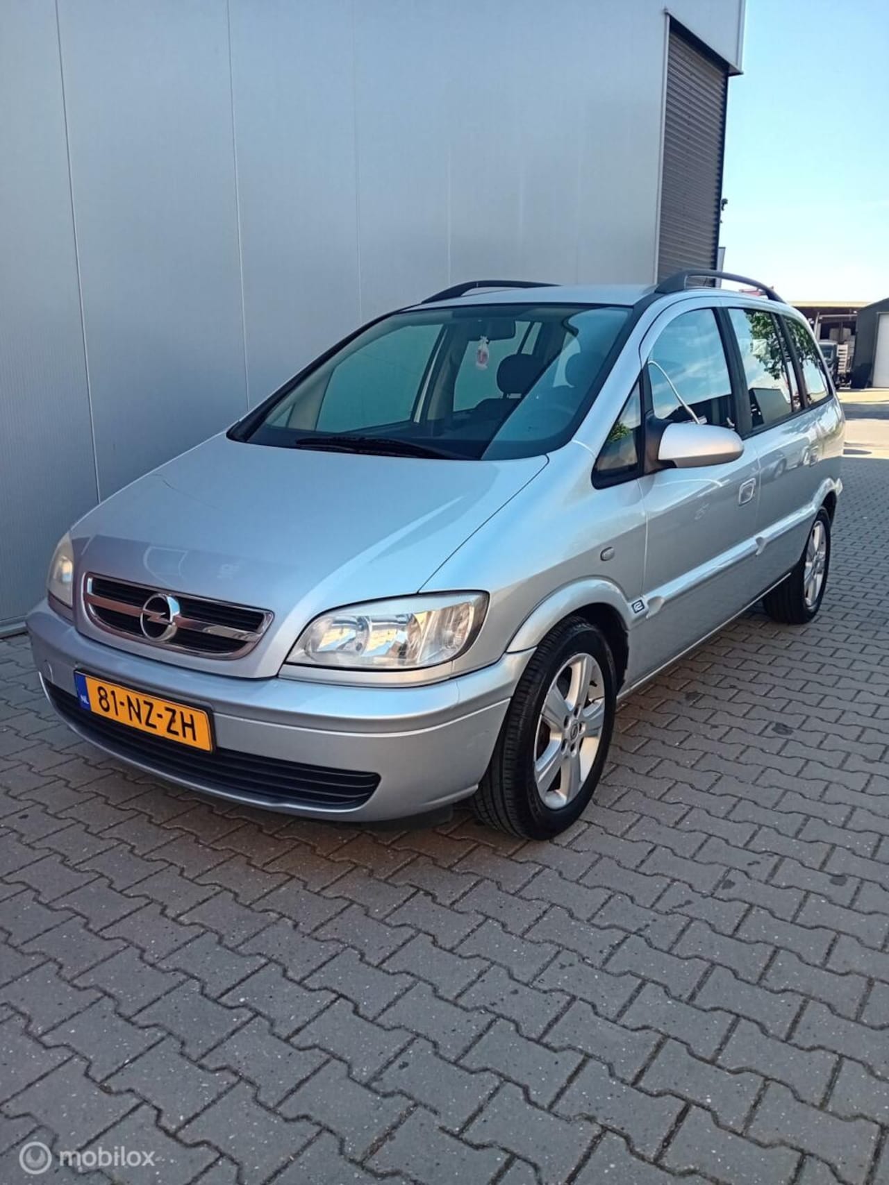 Opel Zafira - 1.6-16V Elegance 7 PERSOONS APK 11 03 2026 - AutoWereld.nl