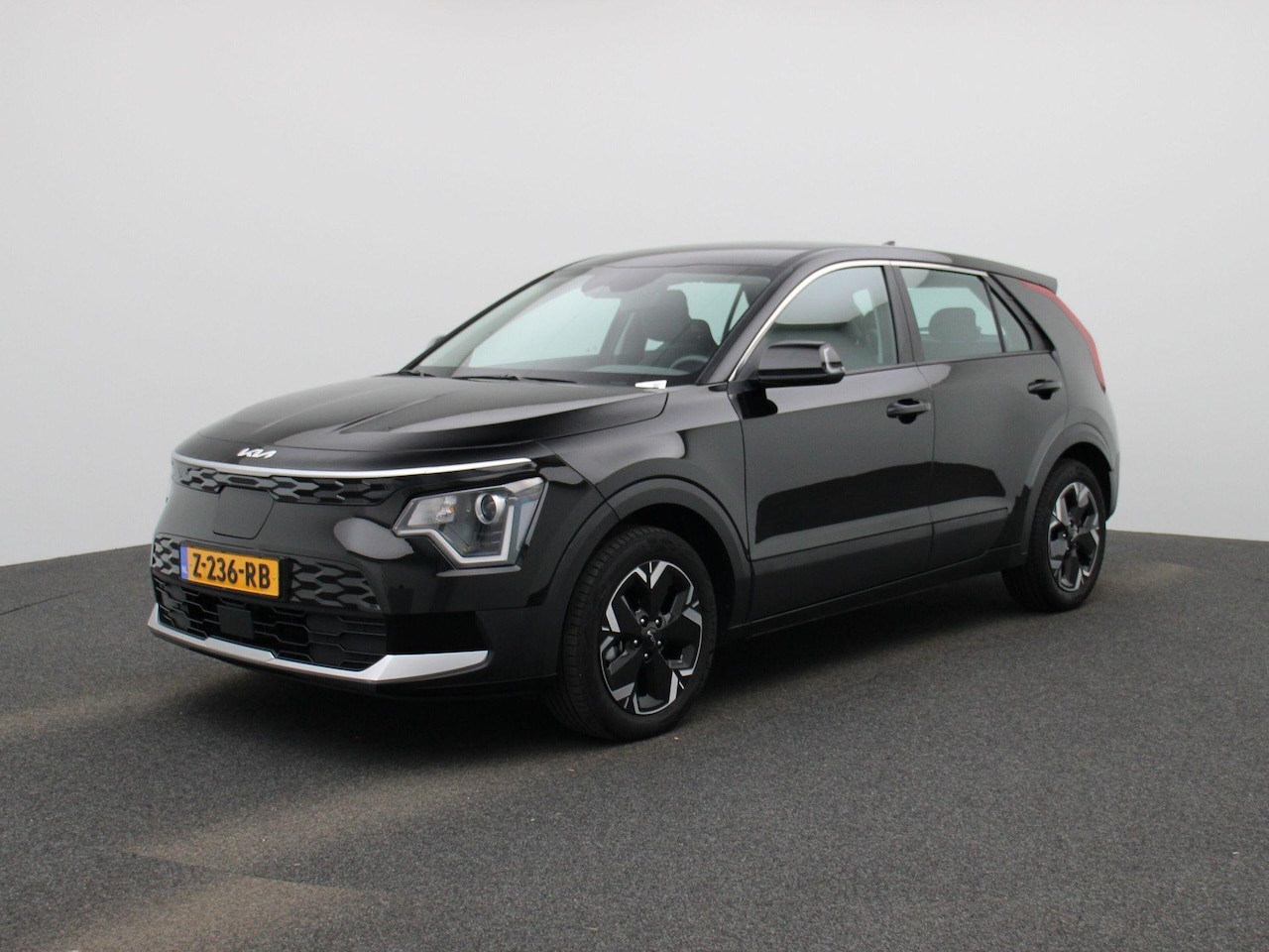 Kia Niro EV - Light Edition 64.8 kWh | Camera | Cruise Control | Navigatie | Parkeer Sensoren - AutoWereld.nl