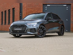 Audi A3 Sportback - 45 TFSI e S edition Competition | S-zetels | Pano | B&O | Camera | Rode stiksels