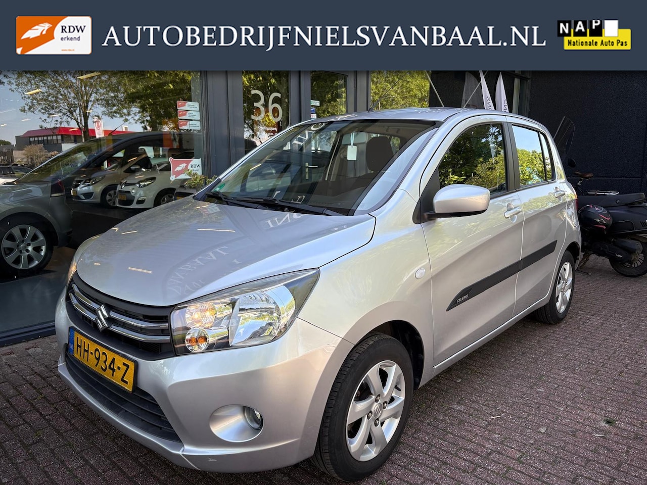 Suzuki Celerio - 1.0 Exclusive 19Dkm NAP/Airco/PDC/Dealer Auto - AutoWereld.nl