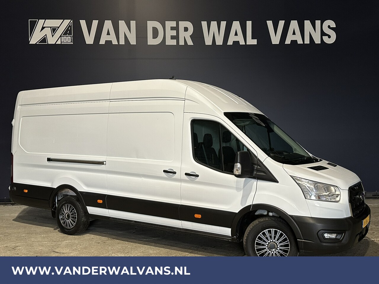 Ford Transit - 2.0 TDCI 130pk L4H3 Jumbo Euro6 Airco | Camera | Navigatie | Apple Carplay | Cruisecontrol - AutoWereld.nl