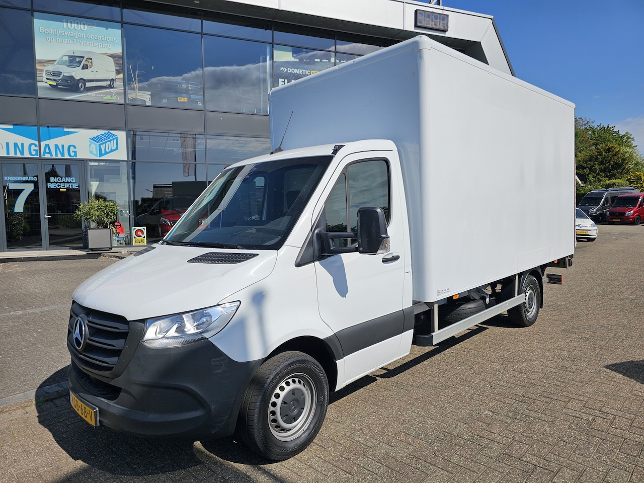 Mercedes-Benz Sprinter - 315 CDI L3 Automaat Bakwagen met Laadklep * Camera * NAP * - AutoWereld.nl