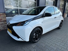 Toyota Aygo - 1.0 VVT-I X-FUN ALL.IN