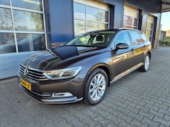 Volkswagen Passat - 1.8 TSI Highline, Automaat, Trekhaak