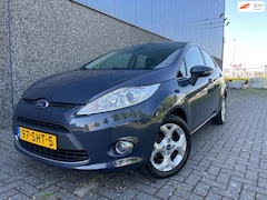 Ford Fiesta - 1.25 Titanium/Nieuwe APK en beurt