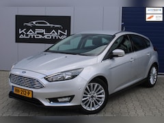 Ford Focus - 1.0 Titanium Edition Nwe Motor NAP Cruise Parkeersensoren