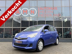 Toyota Verso S - 1.3 VVT-i Dynamic Navigatie, Achteruitrijcamera, Trekhaak, Multifunctioneel stuurwiel