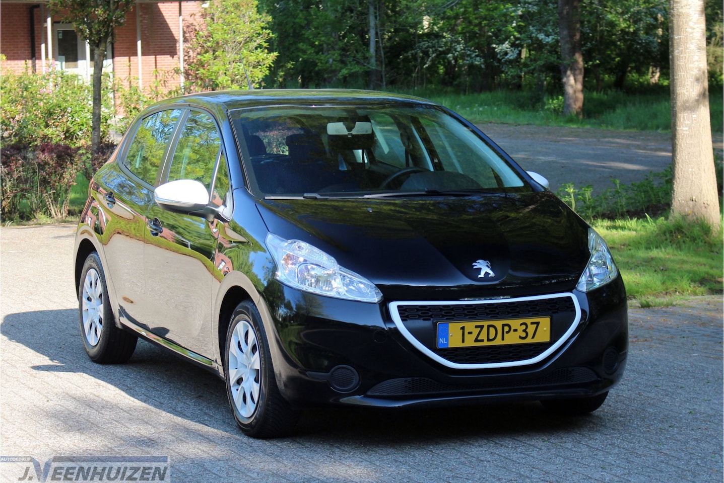 Peugeot 208 - 1.0 LIKE | 2015 | Cruise | Airco | - AutoWereld.nl