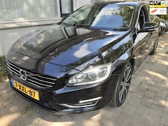 Volvo V60 - 2.4 D6 AWD Plug-In Hybrid Summum