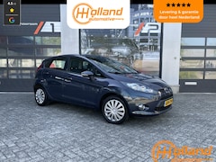 Ford Fiesta - 1.4 Titanium|NIEUWSTAAT|AUTOM.|LAGE KM|PDC|STOELVERWARMING