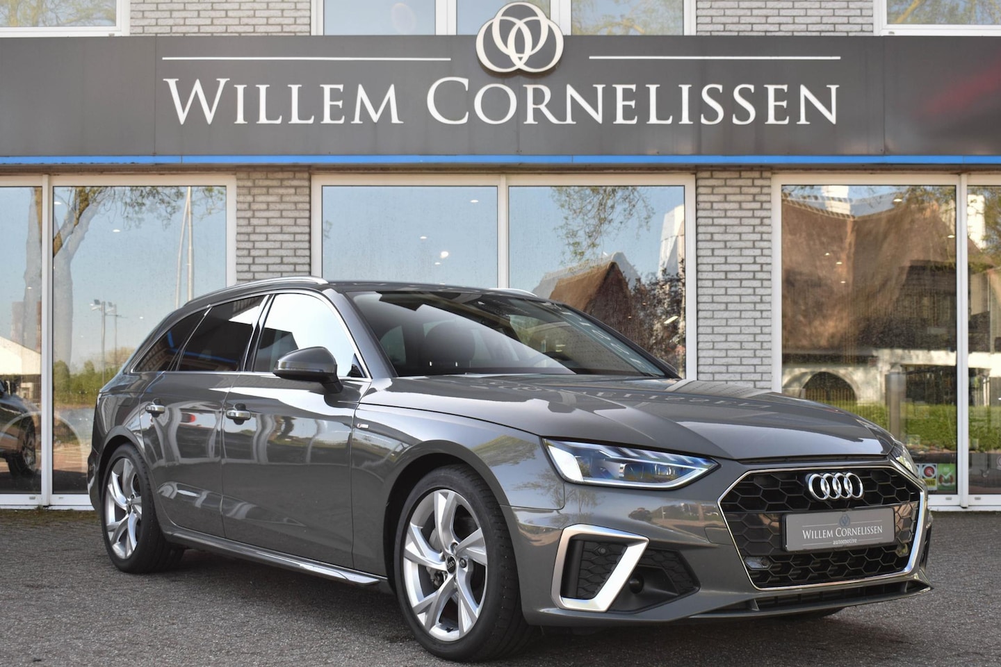 Audi A4 Avant - 40 TFSI 204PK S-Line ACC Virtual Cockpit LED Apple - AutoWereld.nl