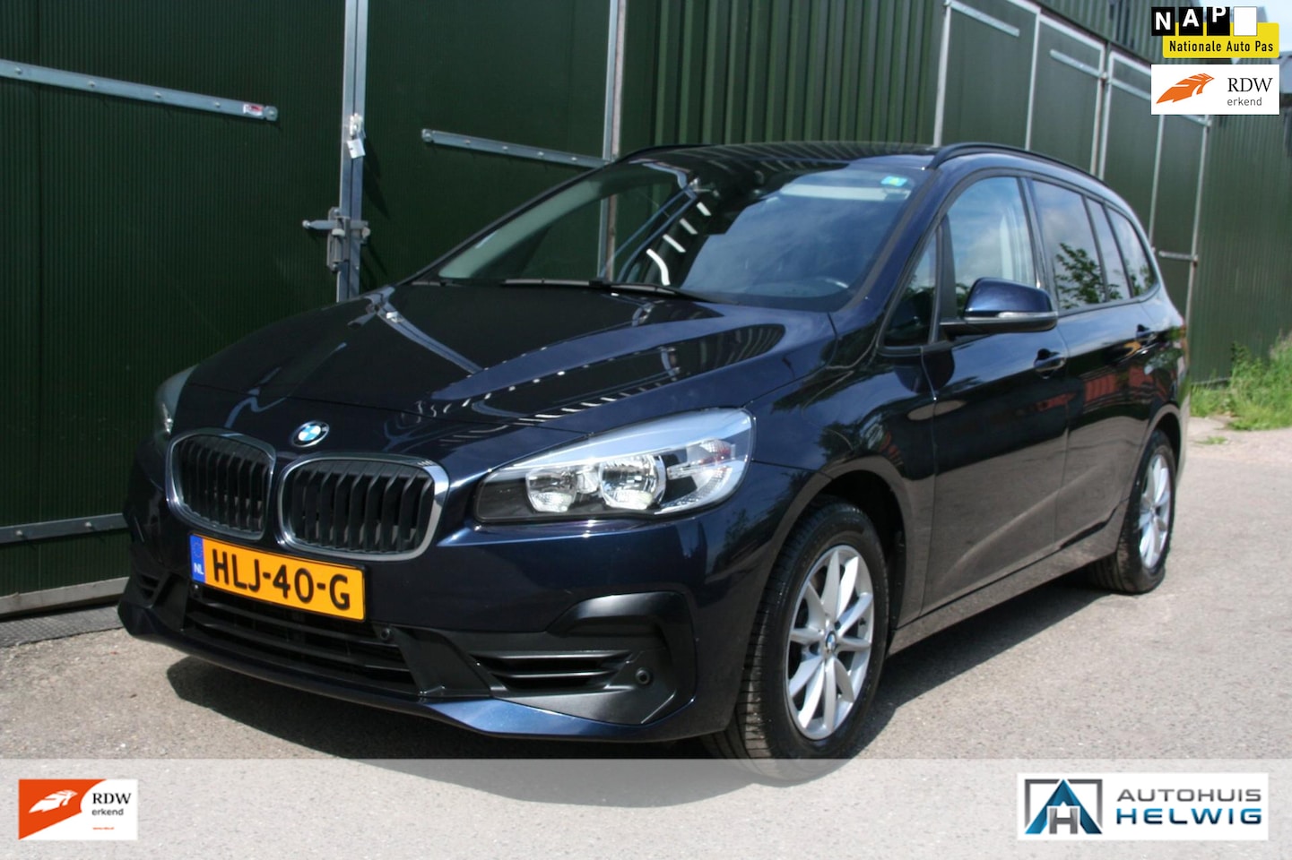 BMW 2-serie Gran Tourer - 218i High Executive 218i High Executive, SPORT, LEER, NAVIGATIE, PANORAMADAK, TREKHAAK - AutoWereld.nl