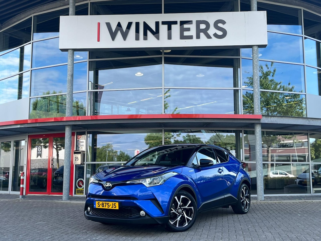 Toyota C-HR - 1.8 Hybrid Dynamic | Navigatie | Camera | Stoel Verwarming | Climate Control | - AutoWereld.nl